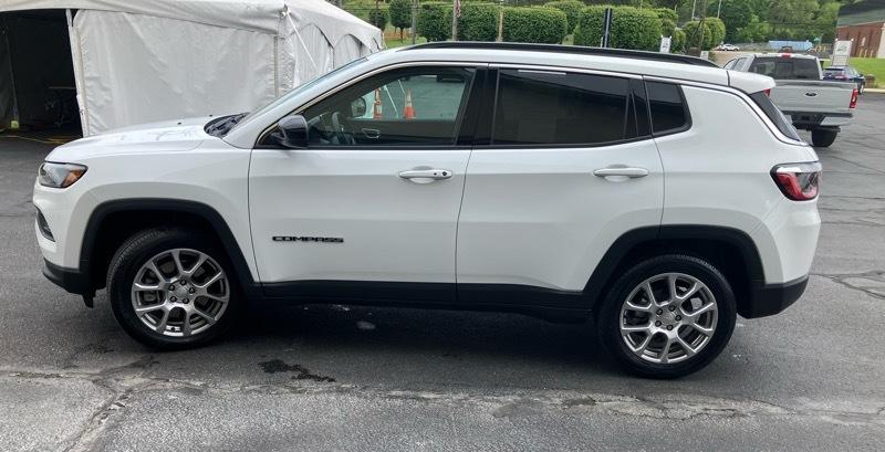 Jeep Compass Latitude Lux 4x4 2024