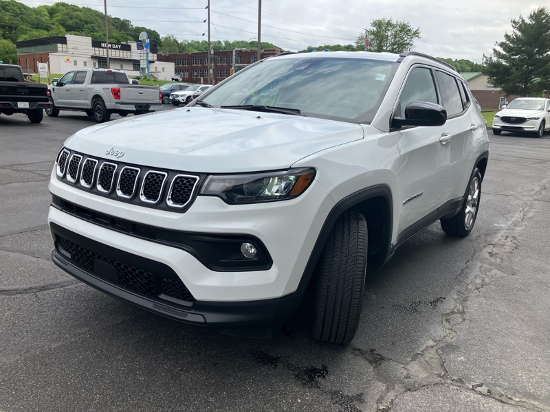 Jeep Compass Latitude Lux 4x4 2024