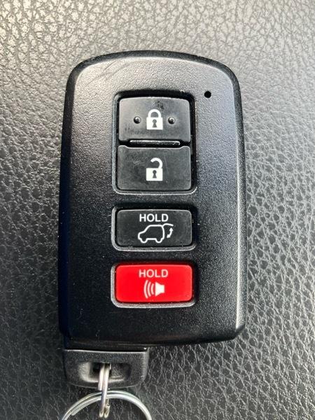 Toyota Highlander XLE V6 AWD (Natl) 2017