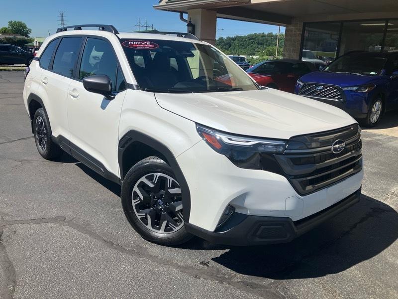 Subaru Forester Premium AWD 2025