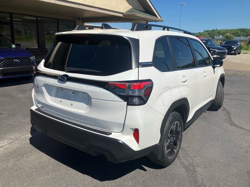 Subaru Forester Premium AWD 2025