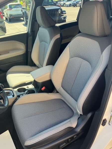 Subaru Forester Premium AWD 2025