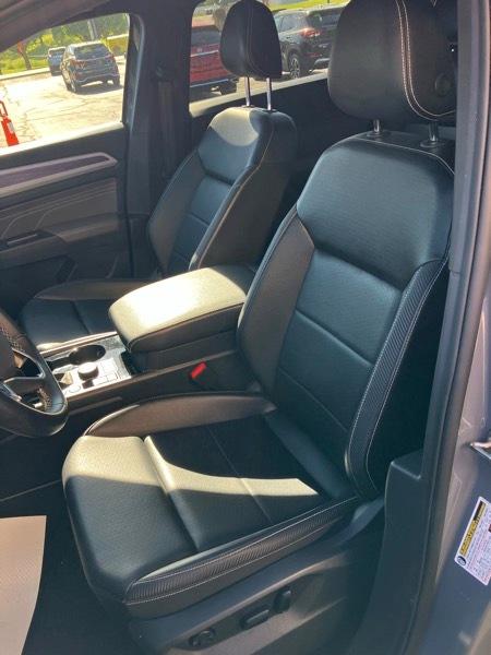 Volkswagen Atlas Cross Sport 3.6L V6 SE w/Technology 4MOTION 2022