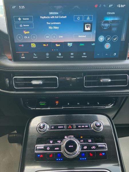 Lincoln Nautilus Reserve AWD 2022