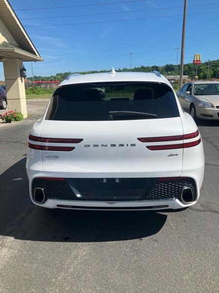 Genesis GV70 2.5T AWD 2024