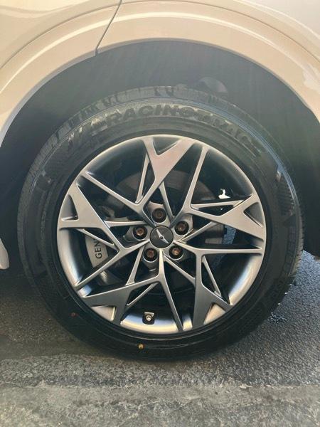 Genesis GV70 2.5T AWD 2024