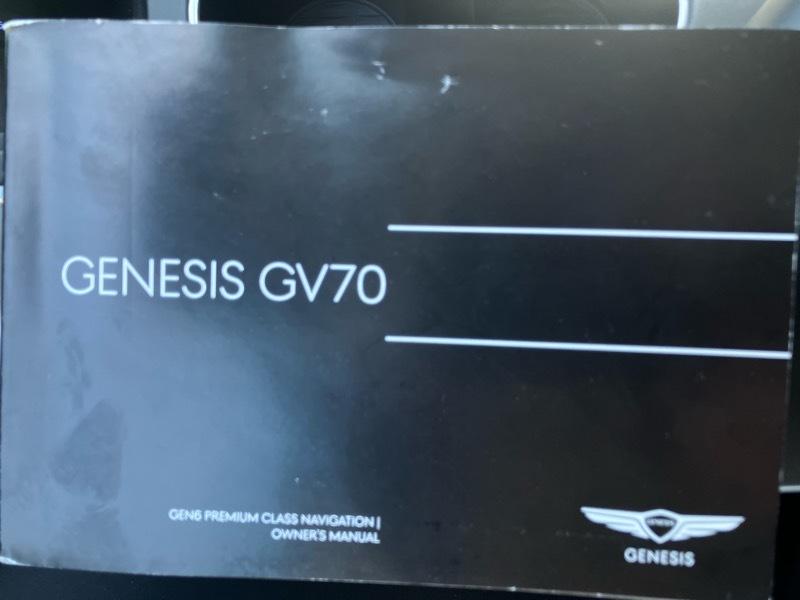 Genesis GV70 2.5T AWD 2024