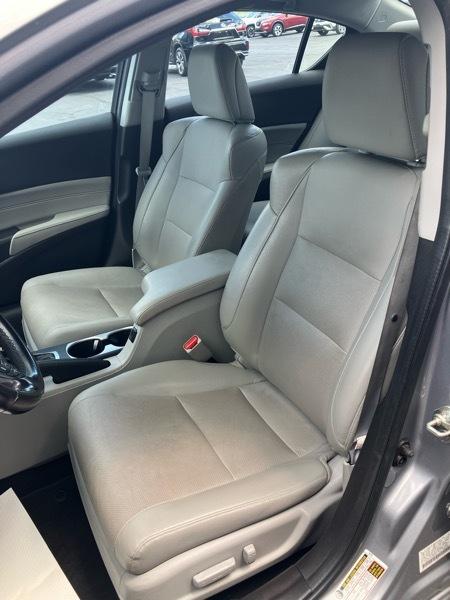 Acura ILX Sedan w/Technology Plus Pkg 2017