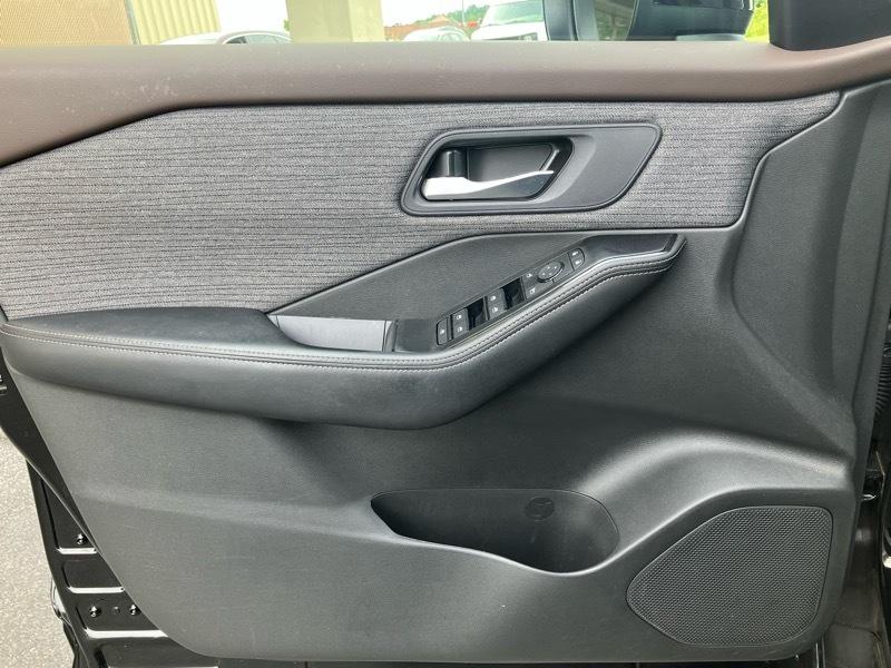 Nissan Rogue AWD SV 2023