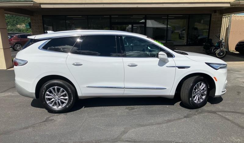 Buick Enclave AWD 4dr Essence 2023