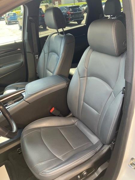 Buick Enclave AWD 4dr Essence 2023