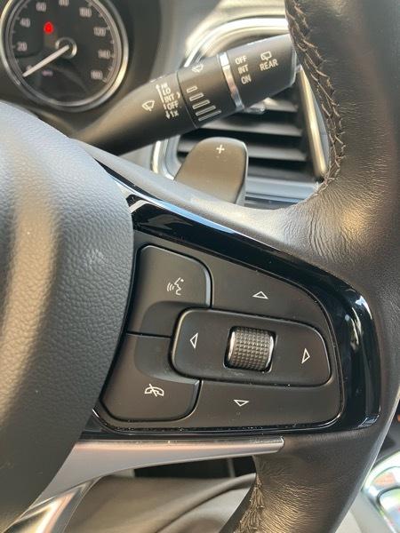Buick Enclave AWD 4dr Essence 2023