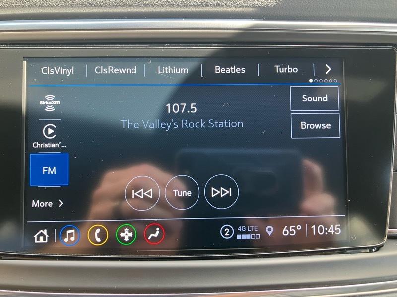 Buick Enclave AWD 4dr Essence 2023