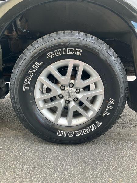 Nissan Frontier 4WD Crew Cab SWB Auto PRO-4X 2016