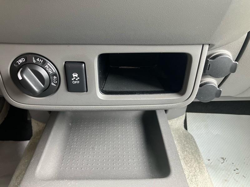 Nissan Frontier 4WD Crew Cab SWB Auto PRO-4X 2016