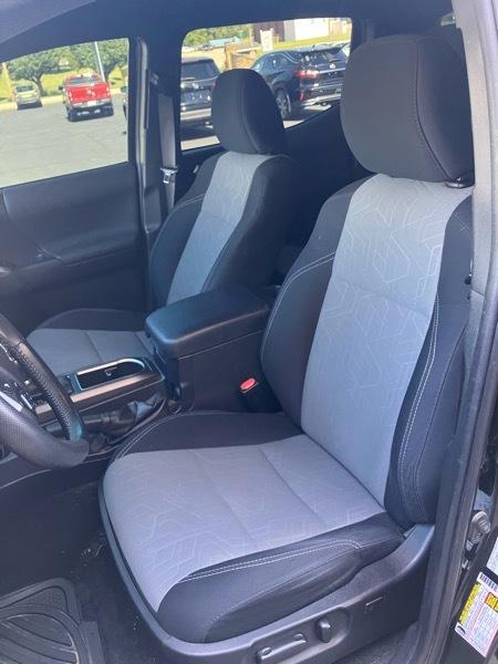 Toyota Tacoma 4WD TRD Off Road Double Cab 5' Bed V6 MT (Natl) 2021