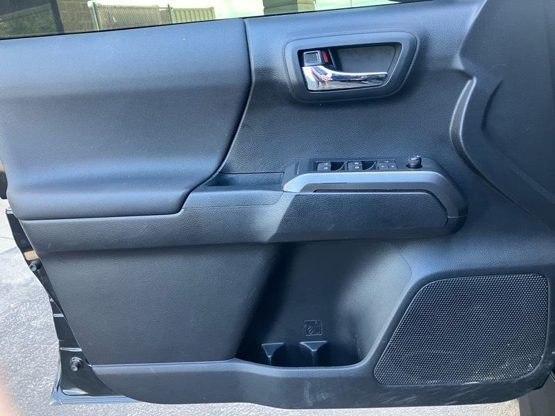 Toyota Tacoma 4WD TRD Off Road Double Cab 5' Bed V6 MT (Natl) 2021