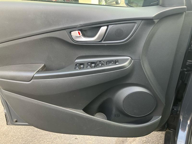 Hyundai Kona SEL Auto AWD 2023