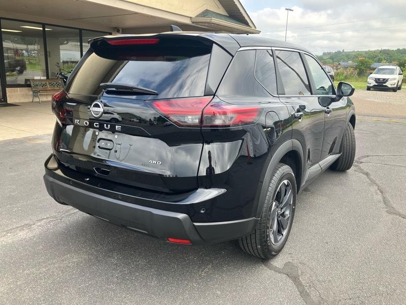 Nissan Rogue AWD SV 2025