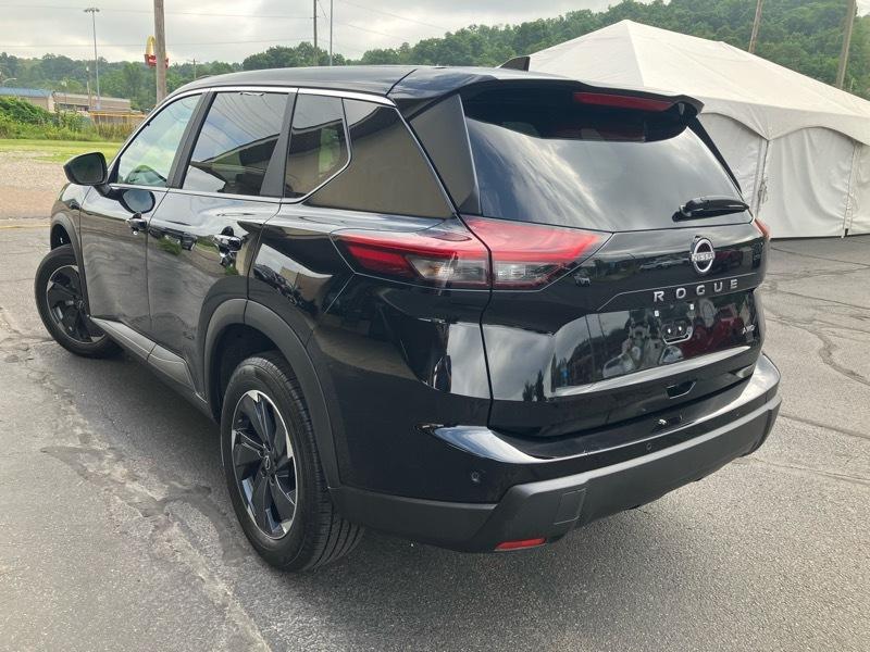 Nissan Rogue AWD SV 2025