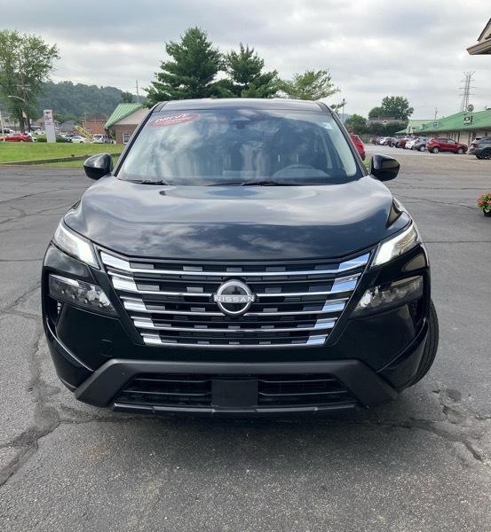 Nissan Rogue AWD SV 2025