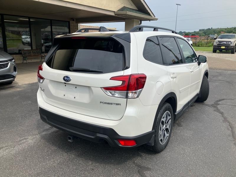 Subaru Forester Premium AWD 2024