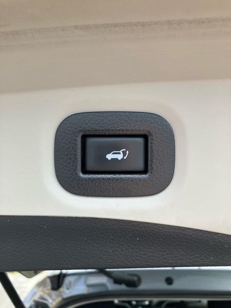 Nissan Rogue AWD 4dr SV 2016