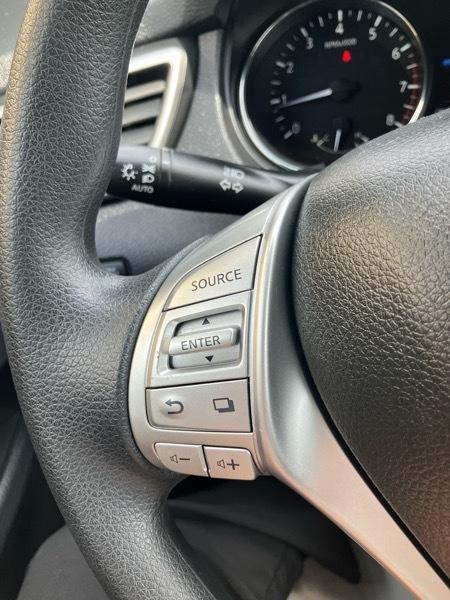 Nissan Rogue AWD 4dr SV 2016