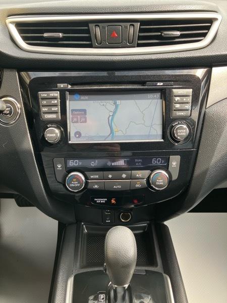 Nissan Rogue AWD 4dr SV 2016