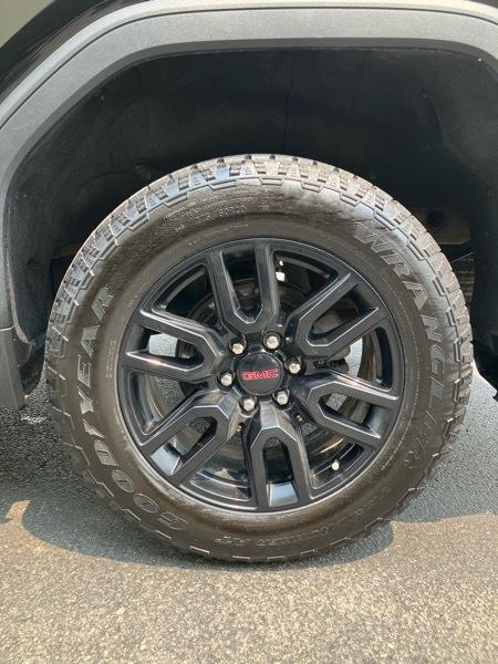 GMC Sierra 1500 4WD Crew Cab 147" Elevation 2024