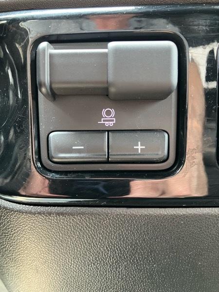 GMC Sierra 1500 4WD Crew Cab 147" Elevation 2024