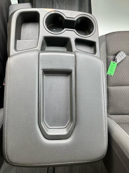 GMC Sierra 1500 4WD Crew Cab 147" Elevation 2024
