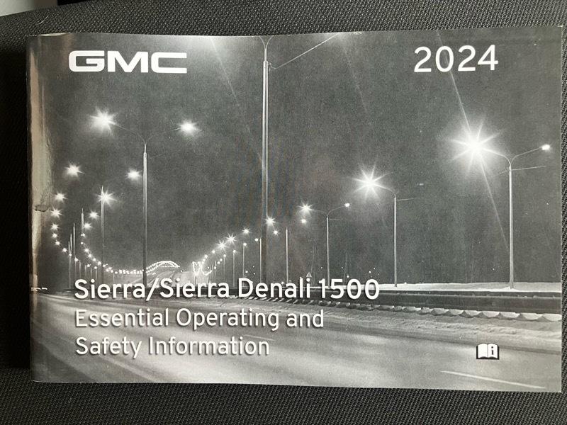 GMC Sierra 1500 4WD Crew Cab 147" Elevation 2024