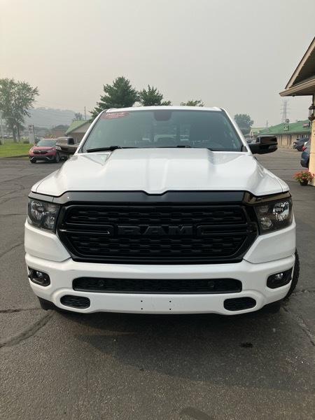 RAM 1500 Big Horn 4x4 Quad Cab 6'4" Box 2023