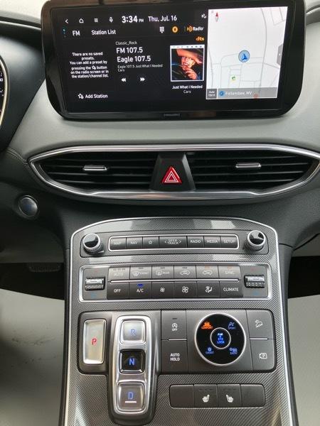 Hyundai Santa Fe SEL AWD 2023