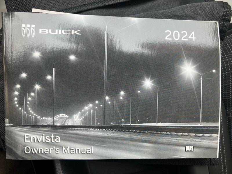Buick Envista FWD 4dr Preferred 2024