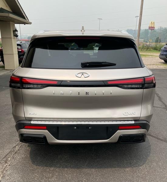 Infiniti QX60 LUXE AWD 2023