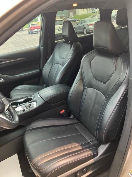 Infiniti QX60 LUXE AWD 2023