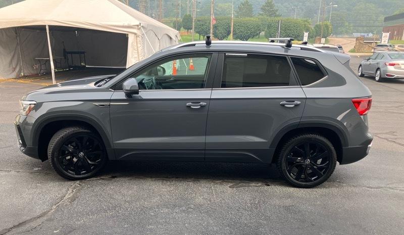 Volkswagen Taos SEL FWD 2022