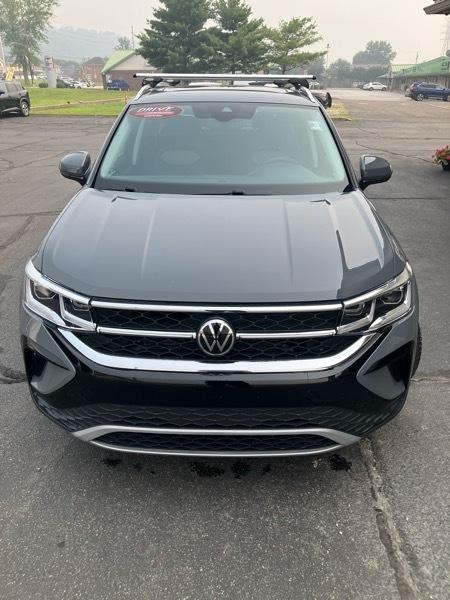 Volkswagen Taos SEL FWD 2022