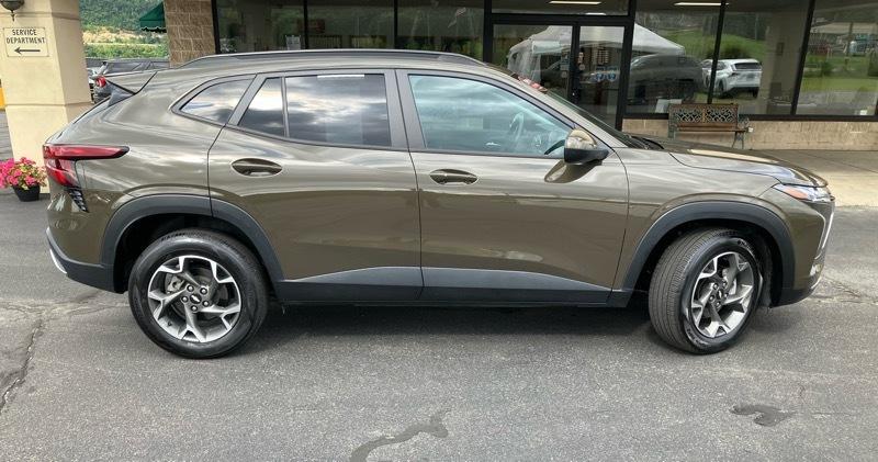 Chevrolet Trax FWD 4dr LT 2024