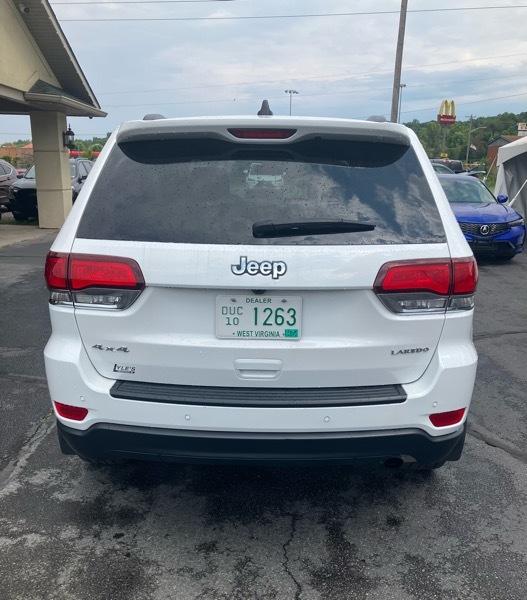 Jeep Grand Cherokee Laredo X 4x4 2021
