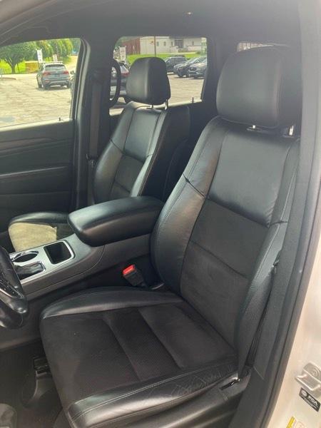 Jeep Grand Cherokee Laredo X 4x4 2021