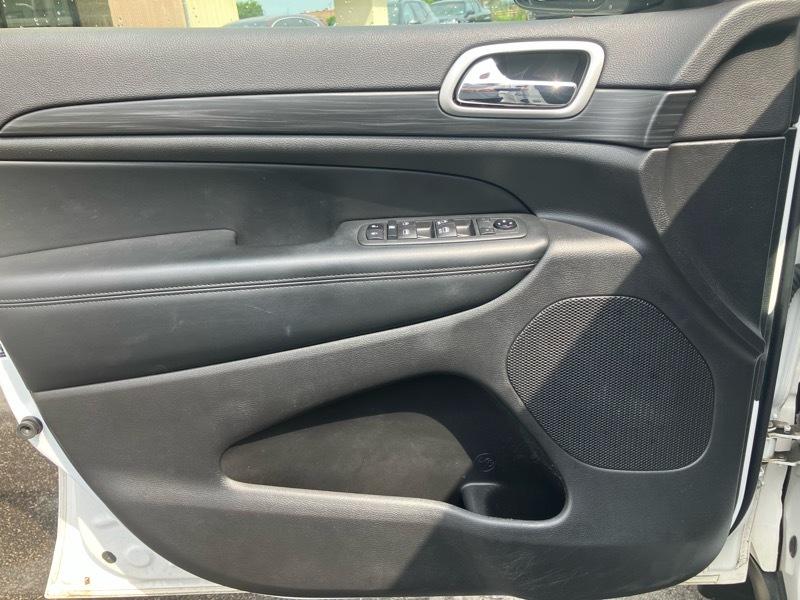 Jeep Grand Cherokee Laredo X 4x4 2021