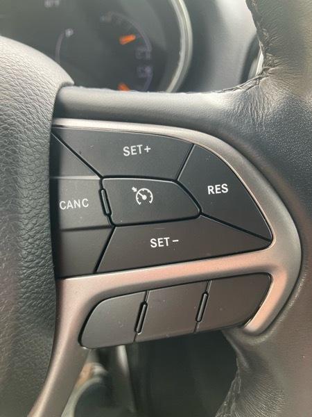 Jeep Grand Cherokee Laredo X 4x4 2021