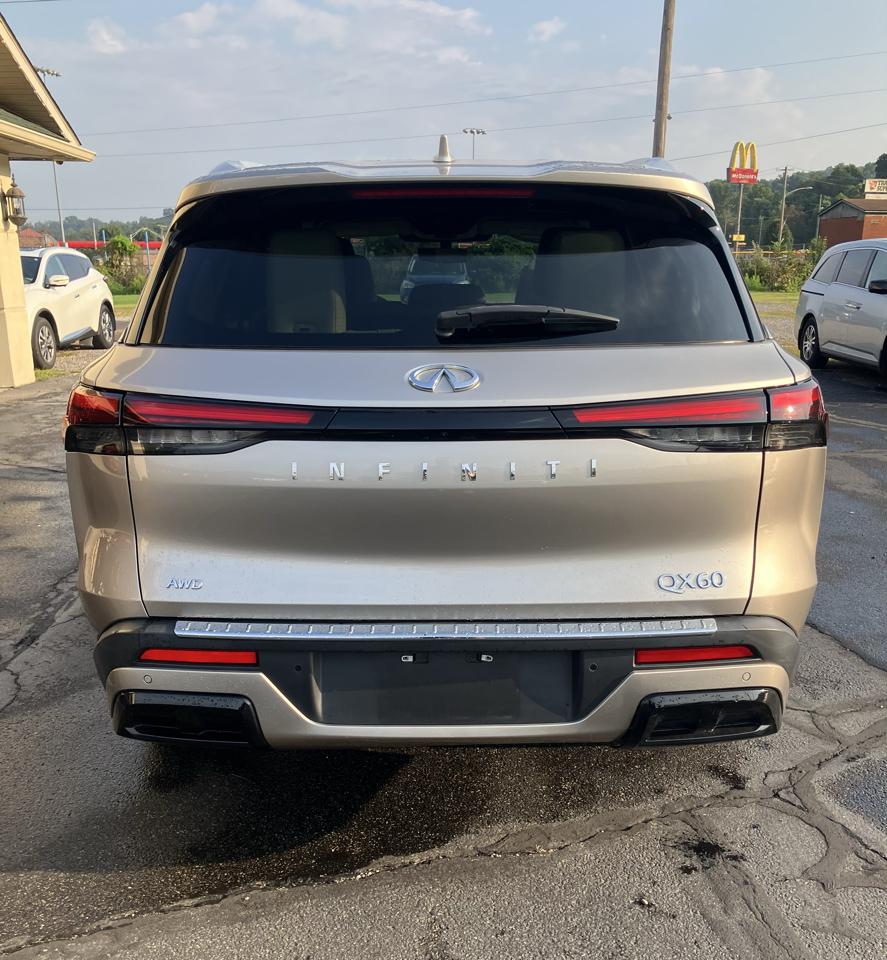 Infiniti QX60 LUXE AWD 2023