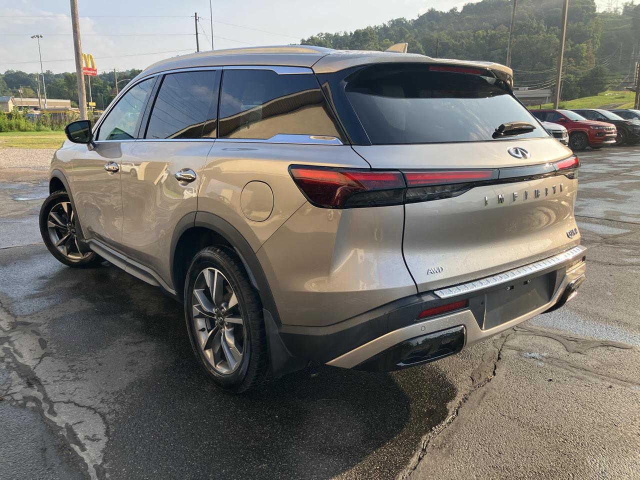Infiniti QX60 LUXE AWD 2023
