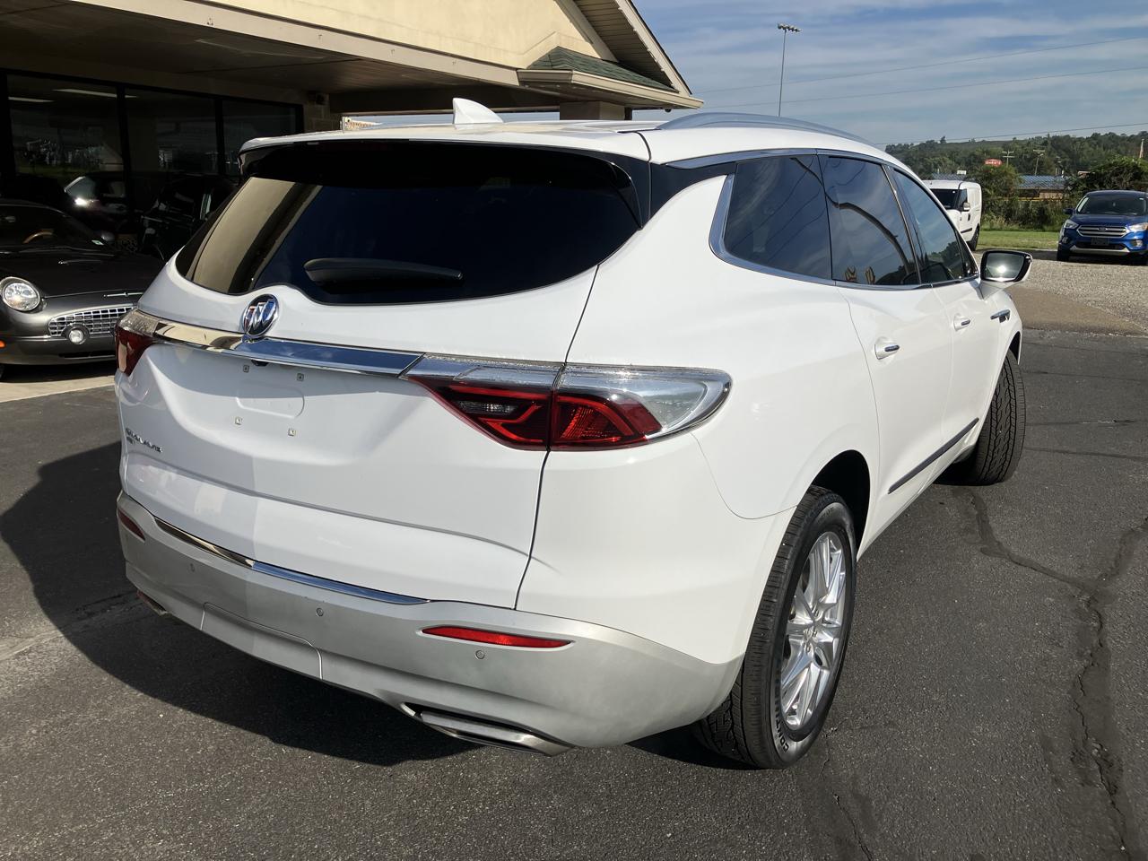 Buick Enclave AWD 4dr Essence 2023