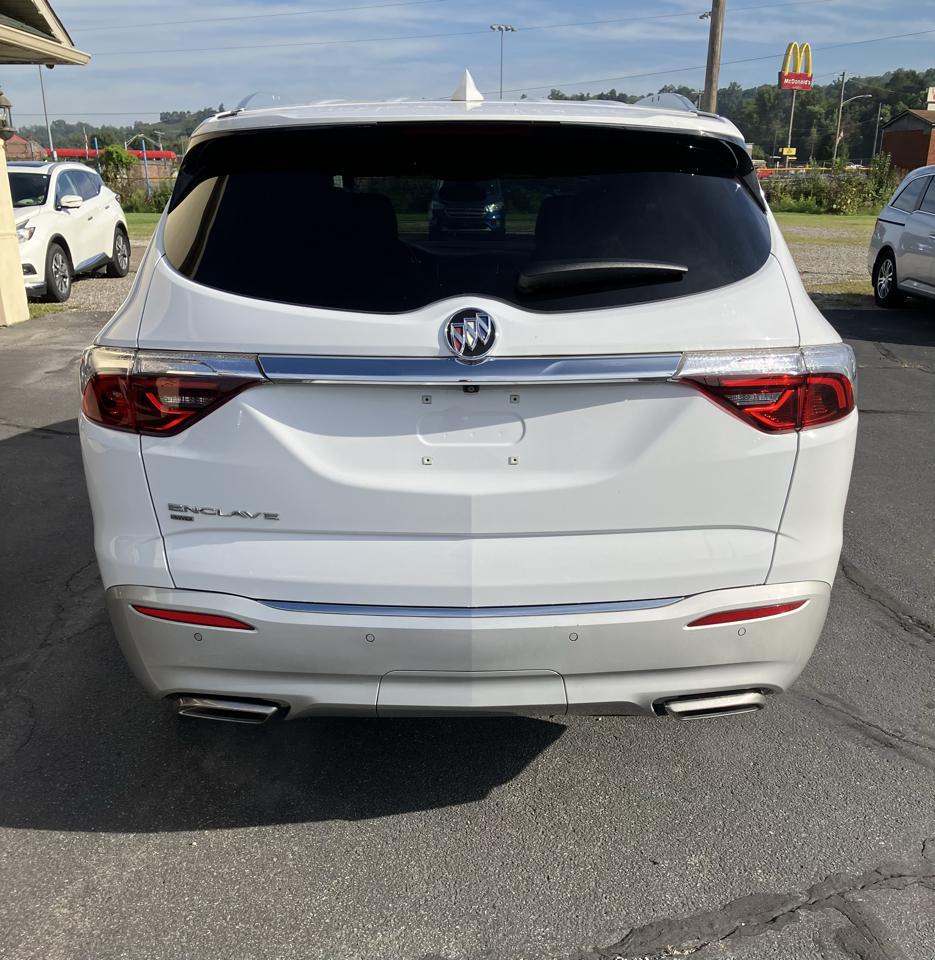 Buick Enclave AWD 4dr Essence 2023