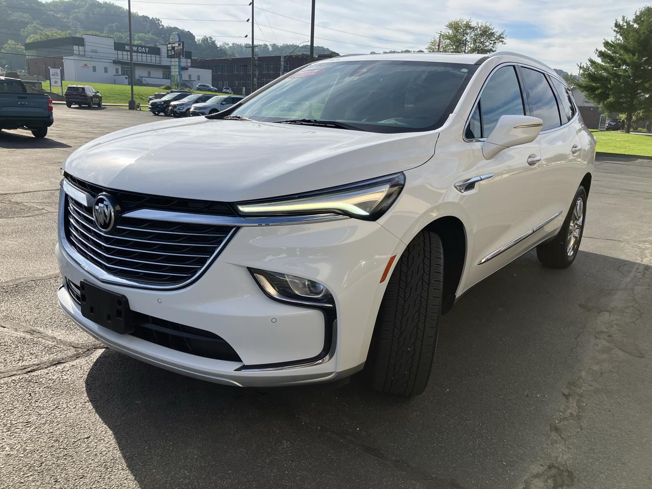 Buick Enclave AWD 4dr Essence 2023